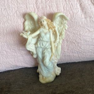 EUC~Seraphim Girl Angel Figurine Classics 1998 Isabel “Gentle Spirit”